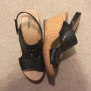 EUC Clarks women’s wedge sandals